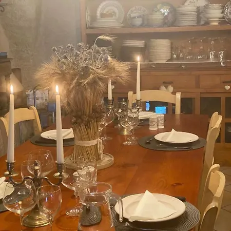 Les Means Guest house