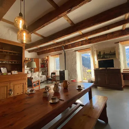 Les Means Guest house Meolans-Revel